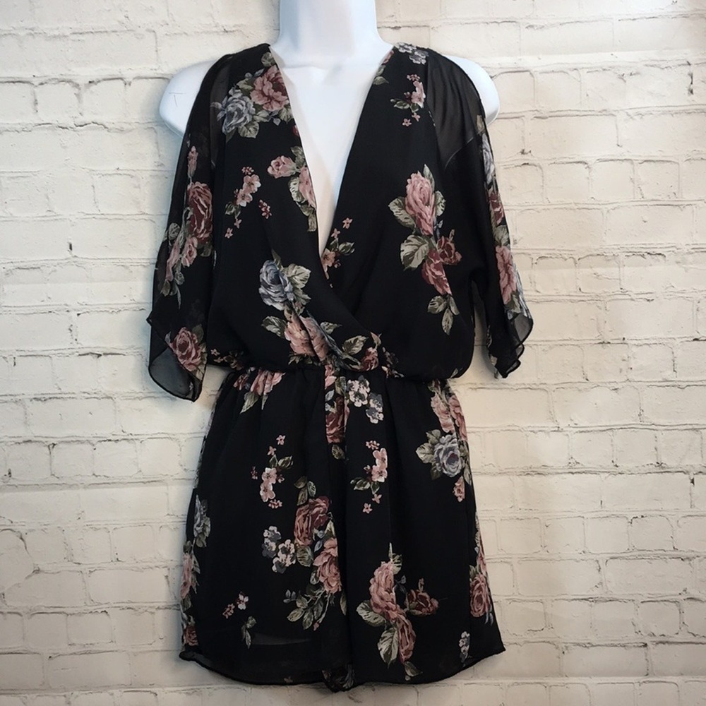 Rue21 Black Floral Shorts Jumper Romper Cold Shoulder Sleeves Deep V-Neck Small
